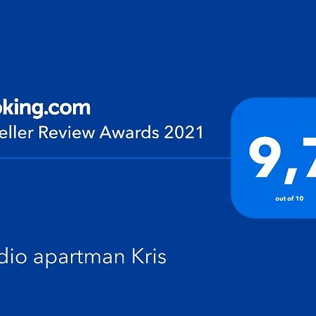 Studio Apartman Kris Marinici  エクステリア 写真